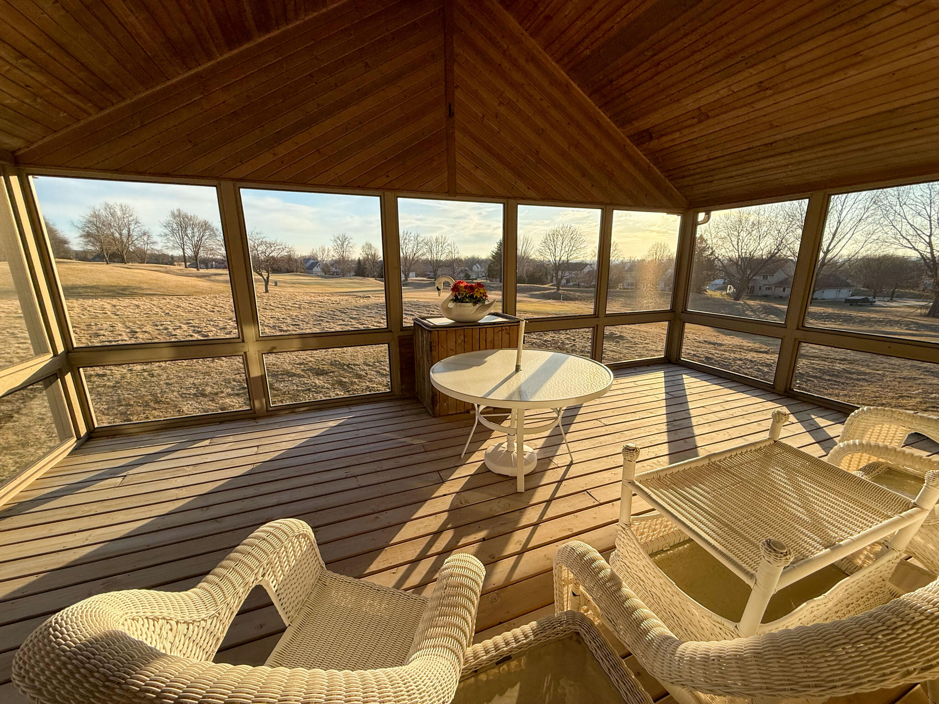 18 Ridgewood Court Fond du Lac, WI 54937 - Photo 12 of 28 18 Ridgewood Ct-28