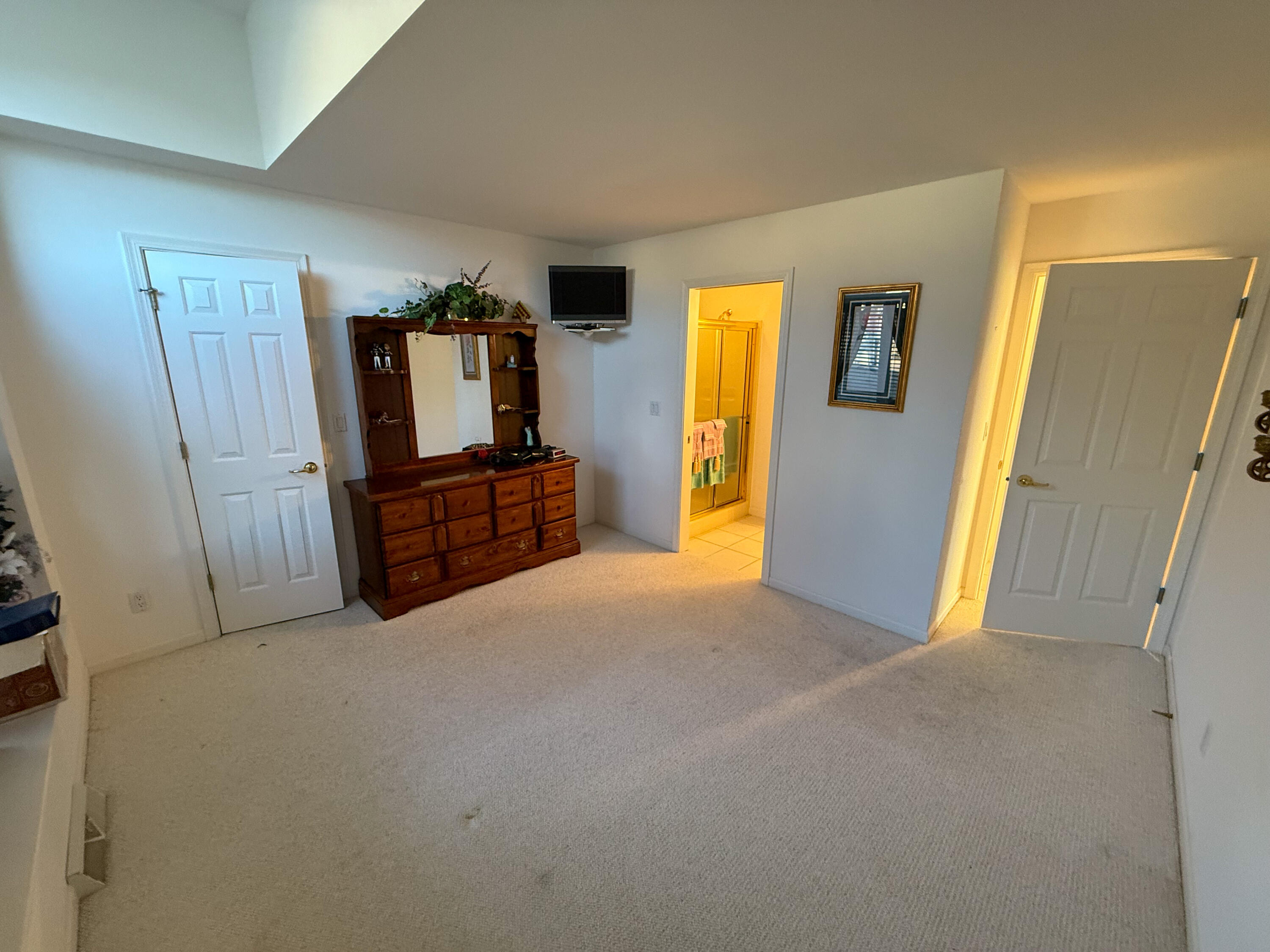 18 Ridgewood Court Fond du Lac, WI 54937 - Photo 15 of 28 18 Ridgewood Ct-52