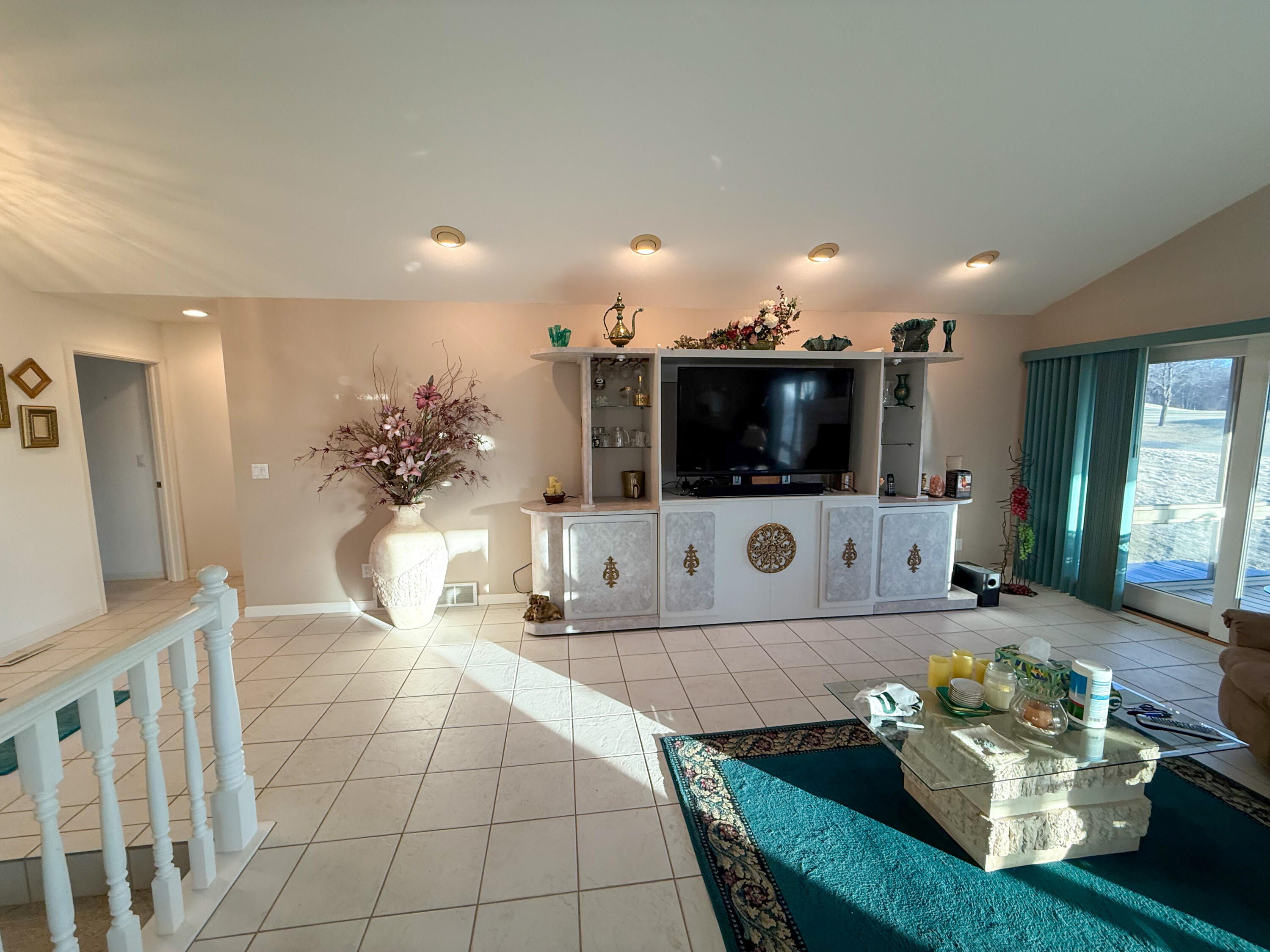 18 Ridgewood Court Fond du Lac, WI 54937 - Photo 6 of 28 18 Ridgewood Ct-40