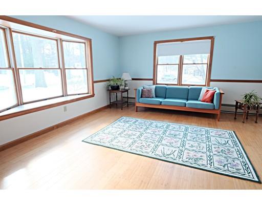 47 Parker Road Chelmsford, MA 01824 - Photo 3 of 28