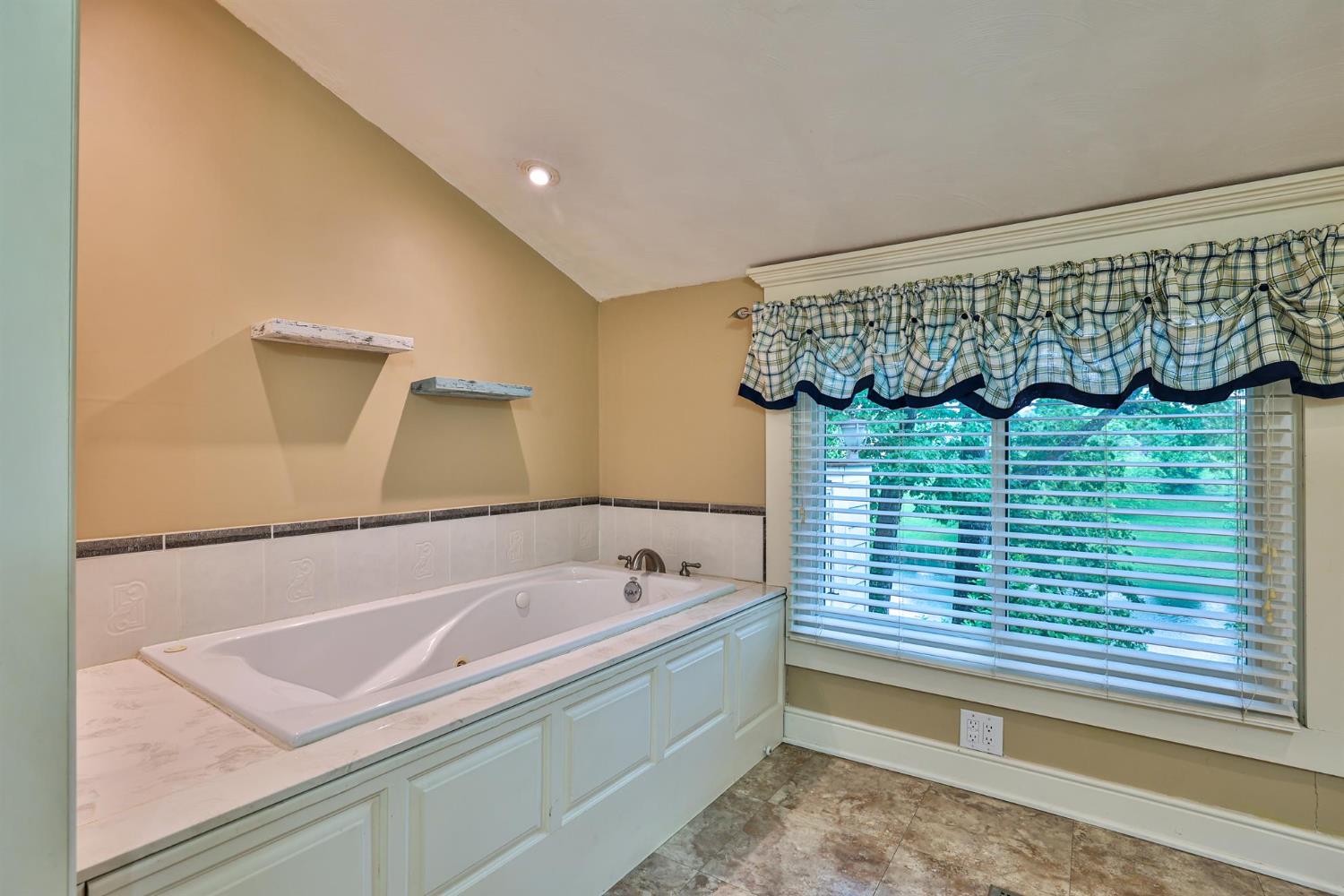 6499 Stonegate Drive Guilford, IN 47022 - Photo 31 of 73