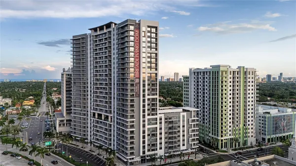 $3,788 | 1770 South Young Circle, Unit 1120, Hollywood, FL 33020