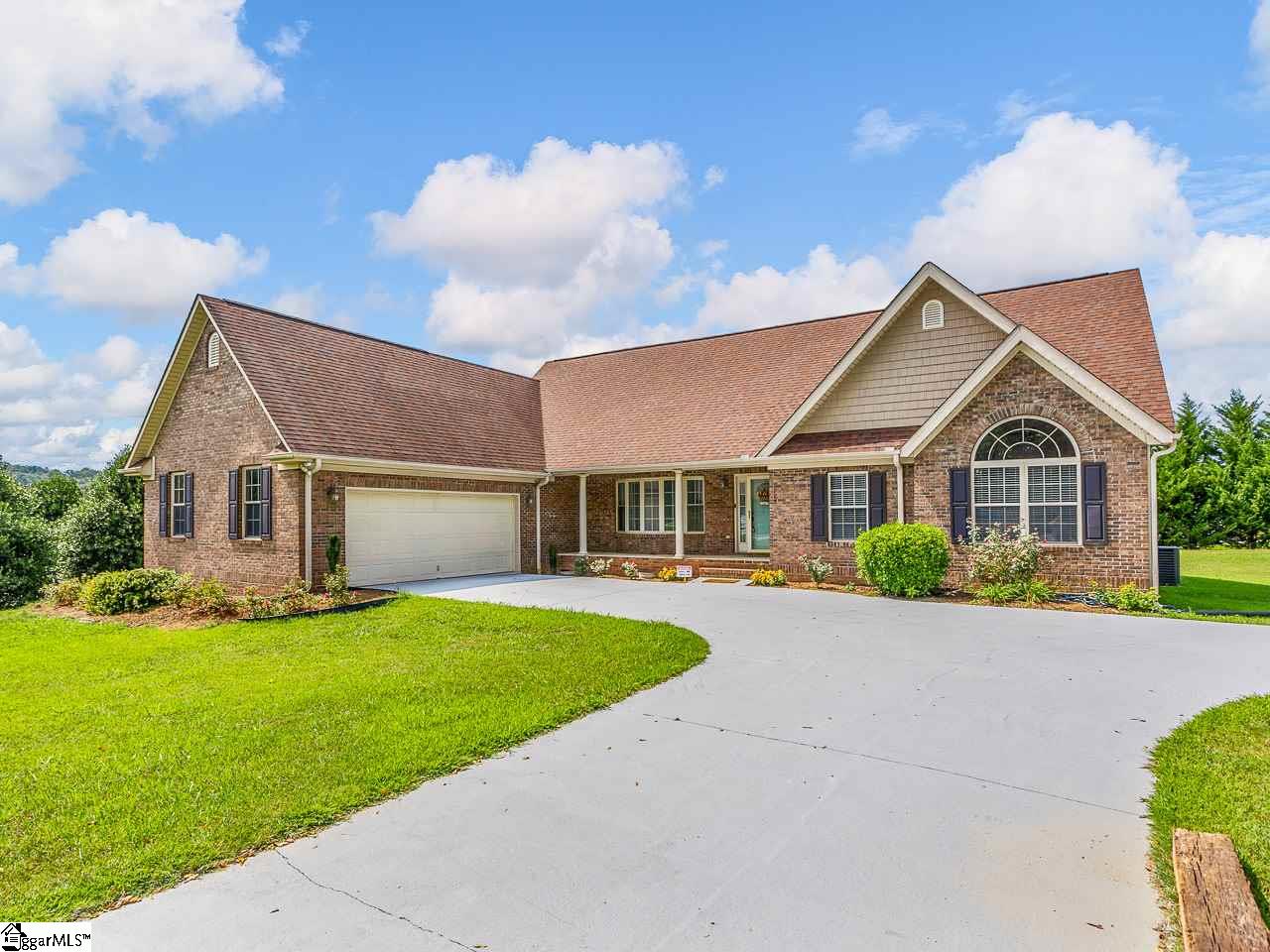 115 State Rd S-42-776 Inman, SC 29349 - Photo 1 of 28