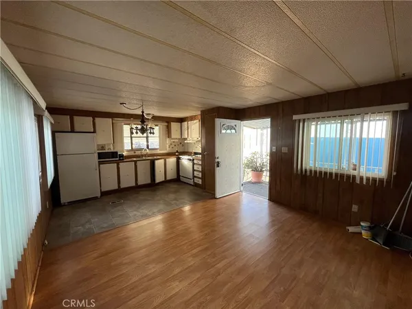 $89,500 | 1973 Newport Boulevard, Unit 3, Costa Mesa, CA 92627