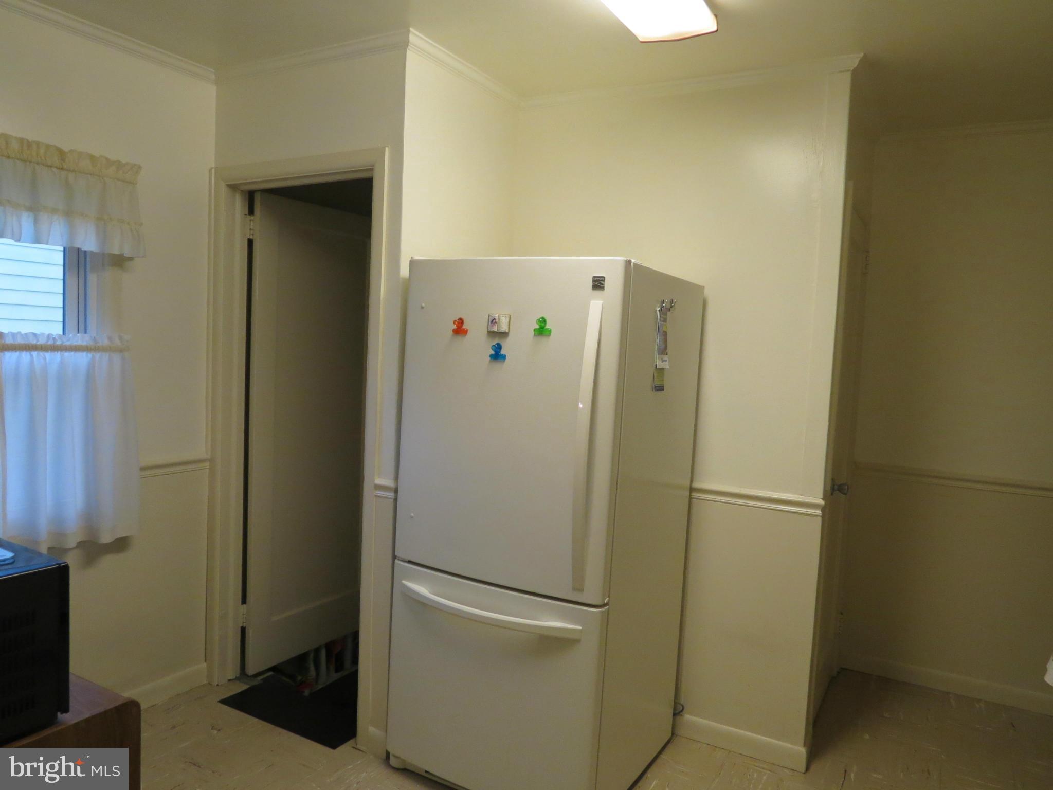 12129 Selfridge Road Silver Spring, MD 20906 - Photo 11 of 28 Kitchen with newer refrigerator