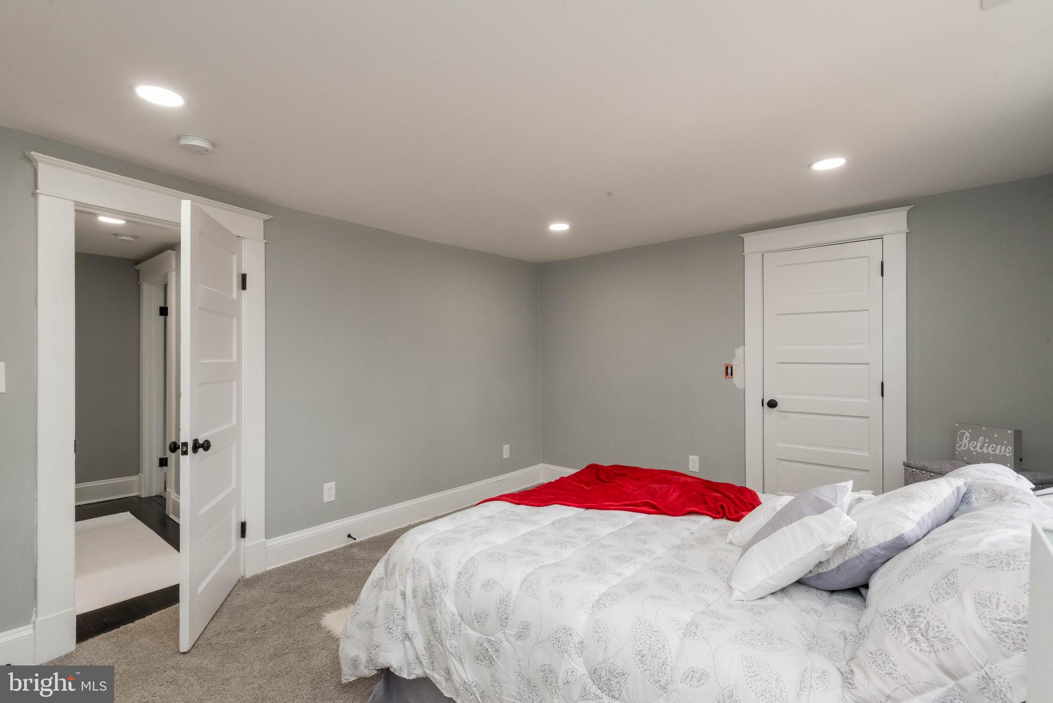 240 Mallow Hill Road Baltimore, MD 21229 - Photo 21 of 38