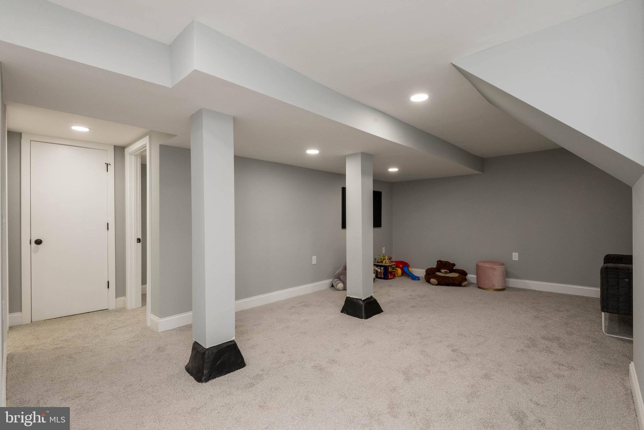 240 Mallow Hill Road Baltimore, MD 21229 - Photo 29 of 38
