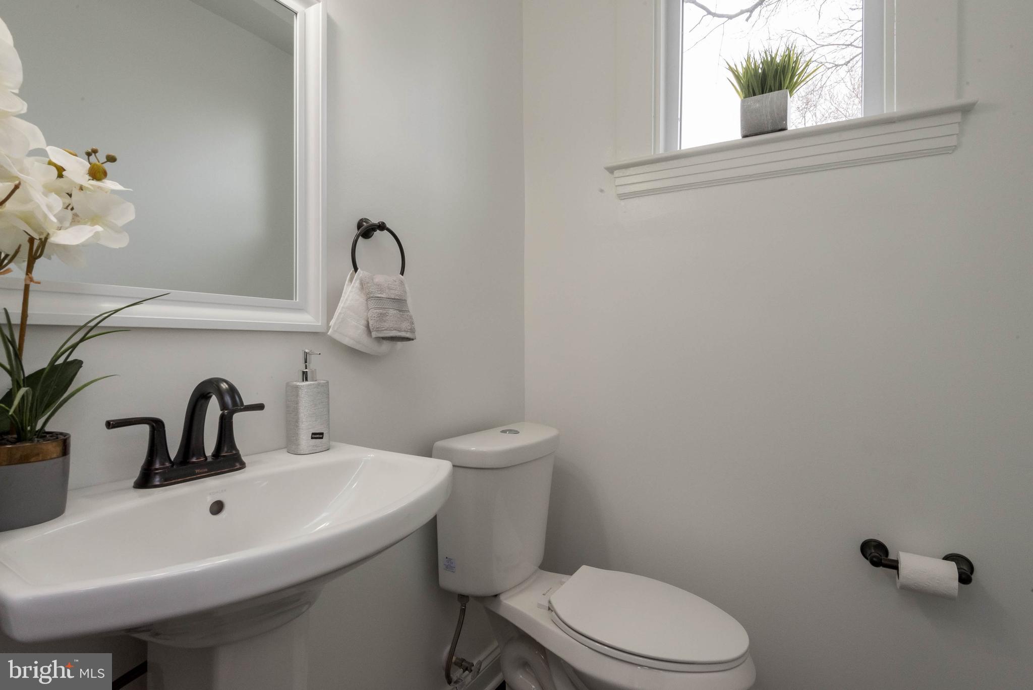 240 Mallow Hill Road Baltimore, MD 21229 - Photo 34 of 38
