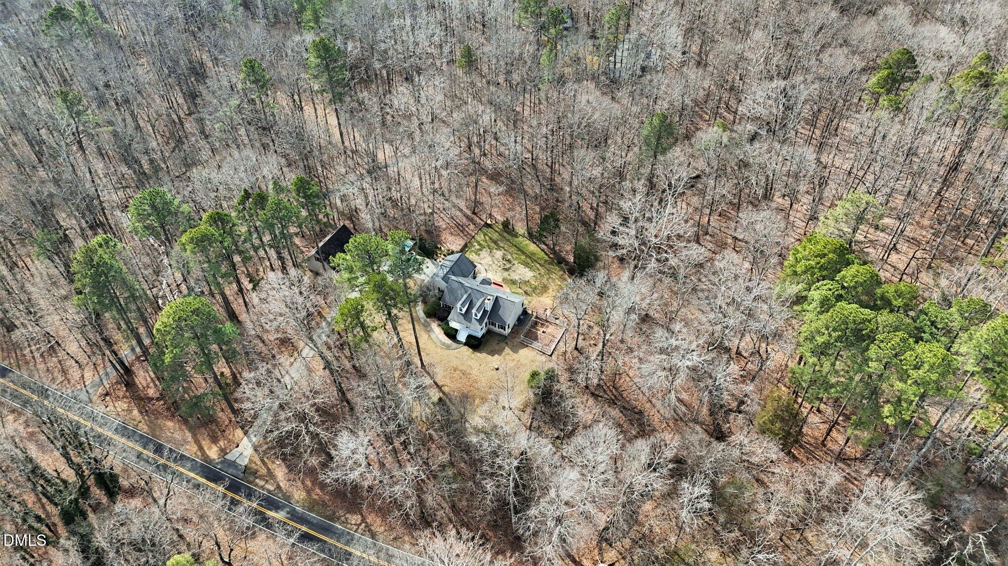 2404 Bane Road Efland, NC 27243 - Photo 6 of 46 039_file_7615