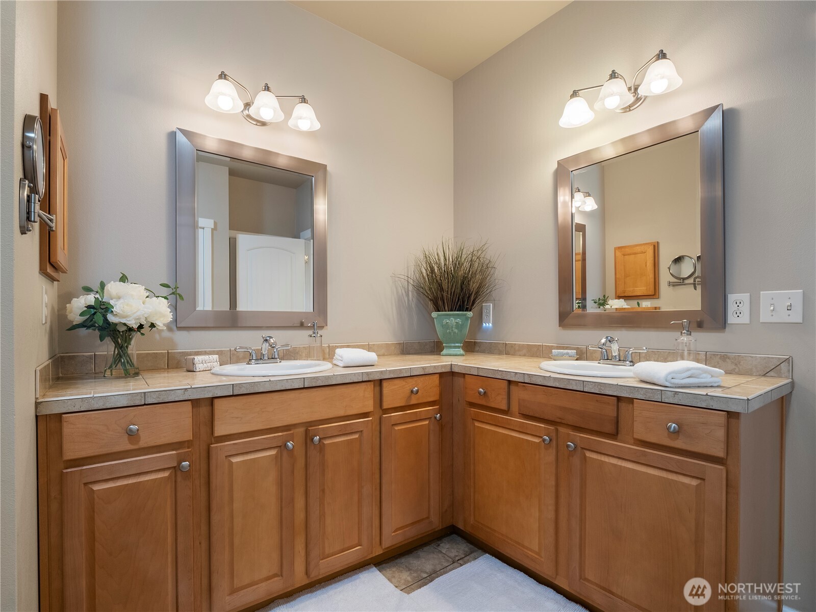 3088 Ridge View Place DuPont, WA 98327 - Photo 14 of 27 Gallery Image 14