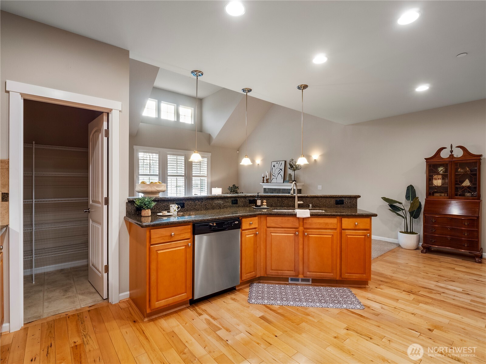 3088 Ridge View Place DuPont, WA 98327 - Photo 7 of 27 Gallery Image 7