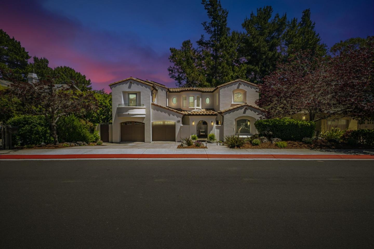 125 Zanzibar Drive Aptos, CA 95003 - Photo 52 of 52 a front view of a house with a yard