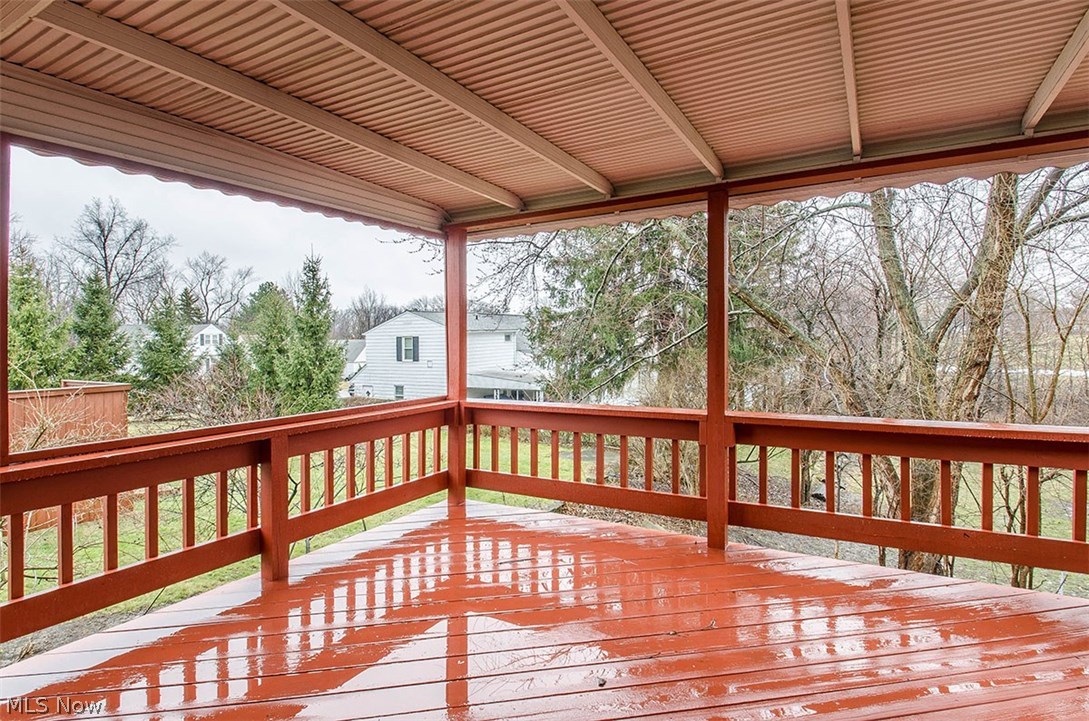 1723 South Green Road Cleveland, OH 44121 - Photo 26 of 33