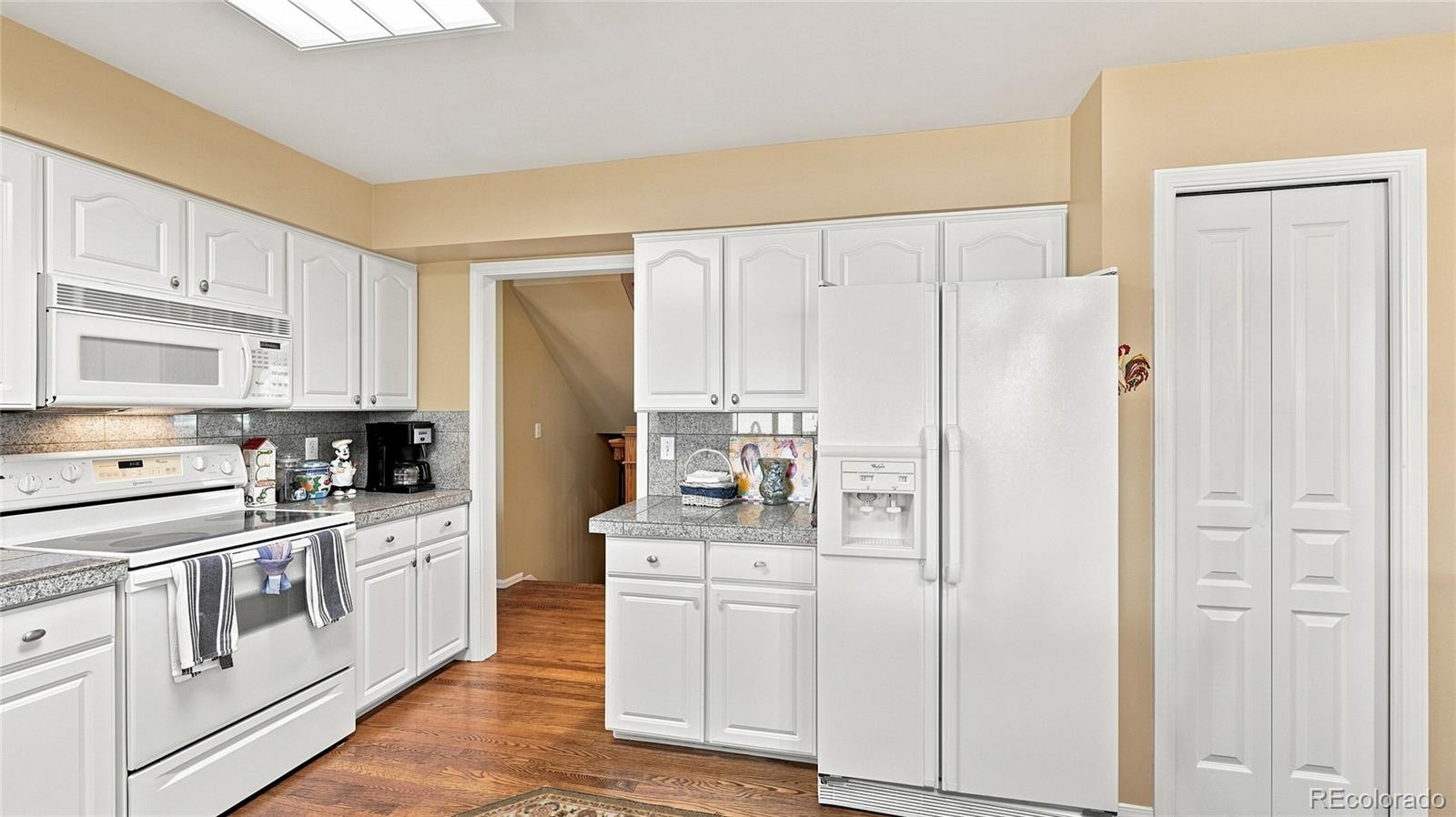 6363 South Reed Way Littleton, CO 80123 - Photo 7 of 39 Gallery Image 7