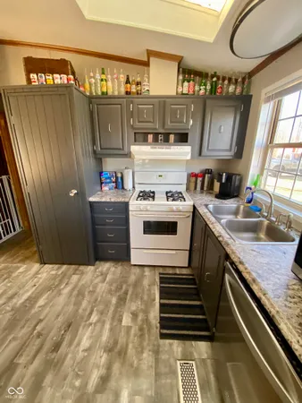 $255,000 | 786 East Bonebrake Road, Veedersburg, IN 47987