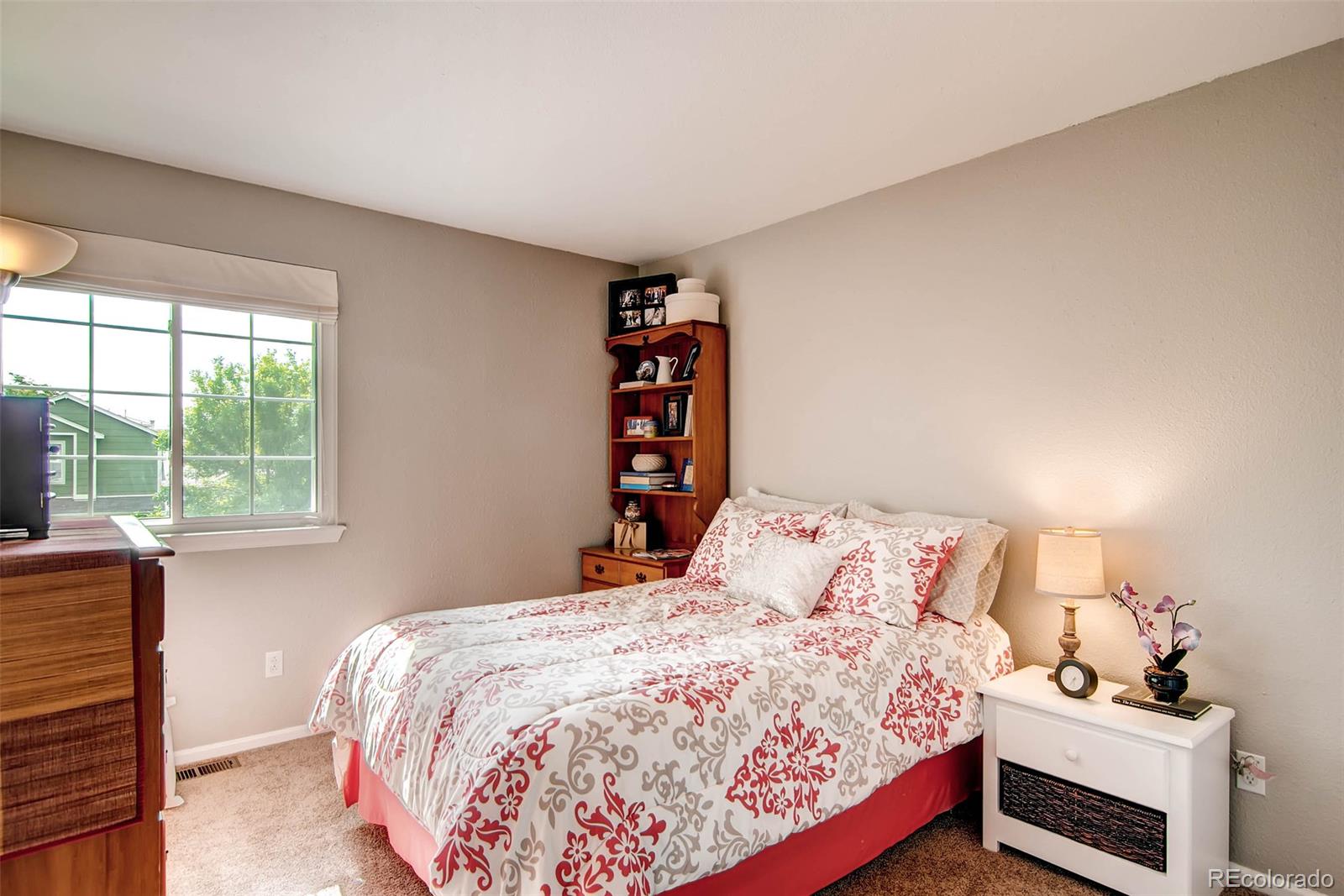 9673 South Castle Ridge Circle Highlands Ranch, CO 80129 - Photo 14 of 28