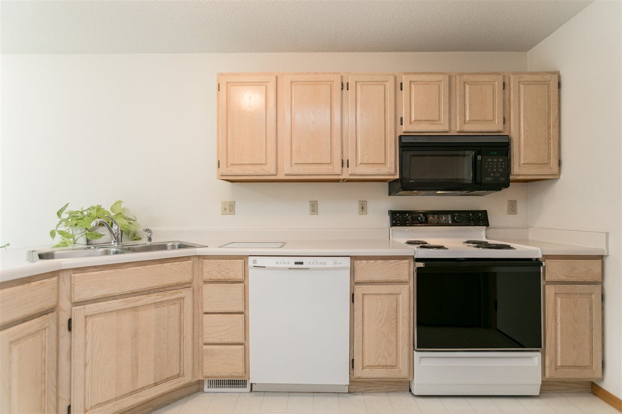 2108 Holiday Road Coralville, IA 52241 - Photo 17 of 36 Gallery Image 17