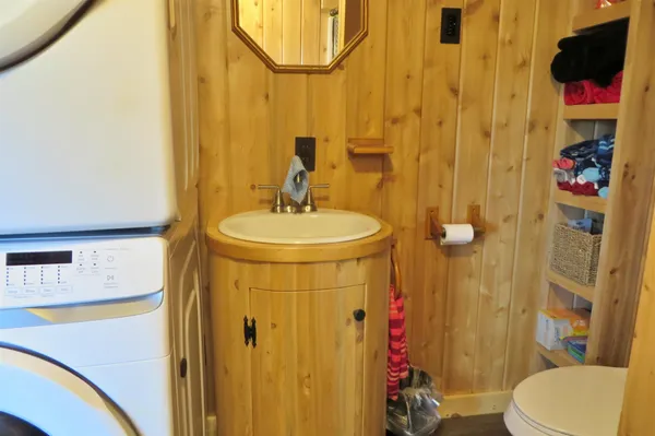 $339,000 | 2529 Evansville Road, Brownington, VT 05860