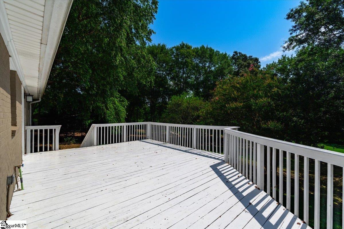 527 Mahaffey Drive Greer, SC 29651 - Photo 23 of 32