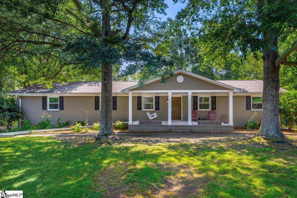 527 Mahaffey Drive Greer, SC 29651 - Photo 28 of 32