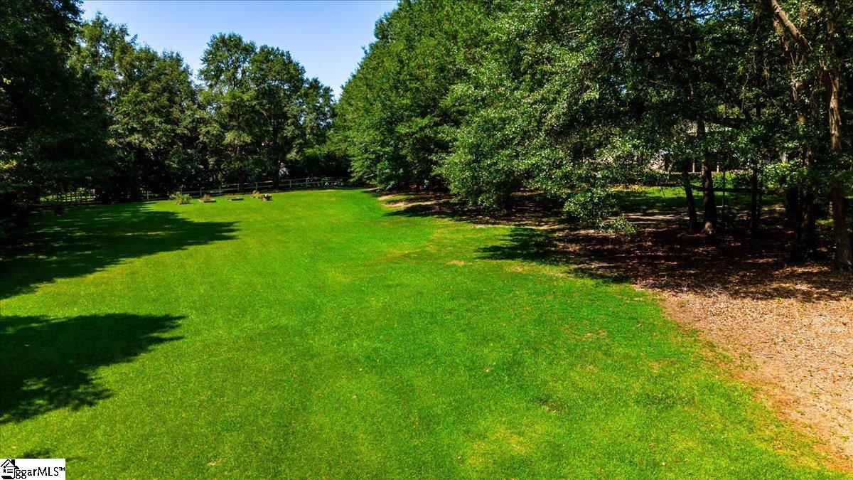 527 Mahaffey Drive Greer, SC 29651 - Photo 29 of 32