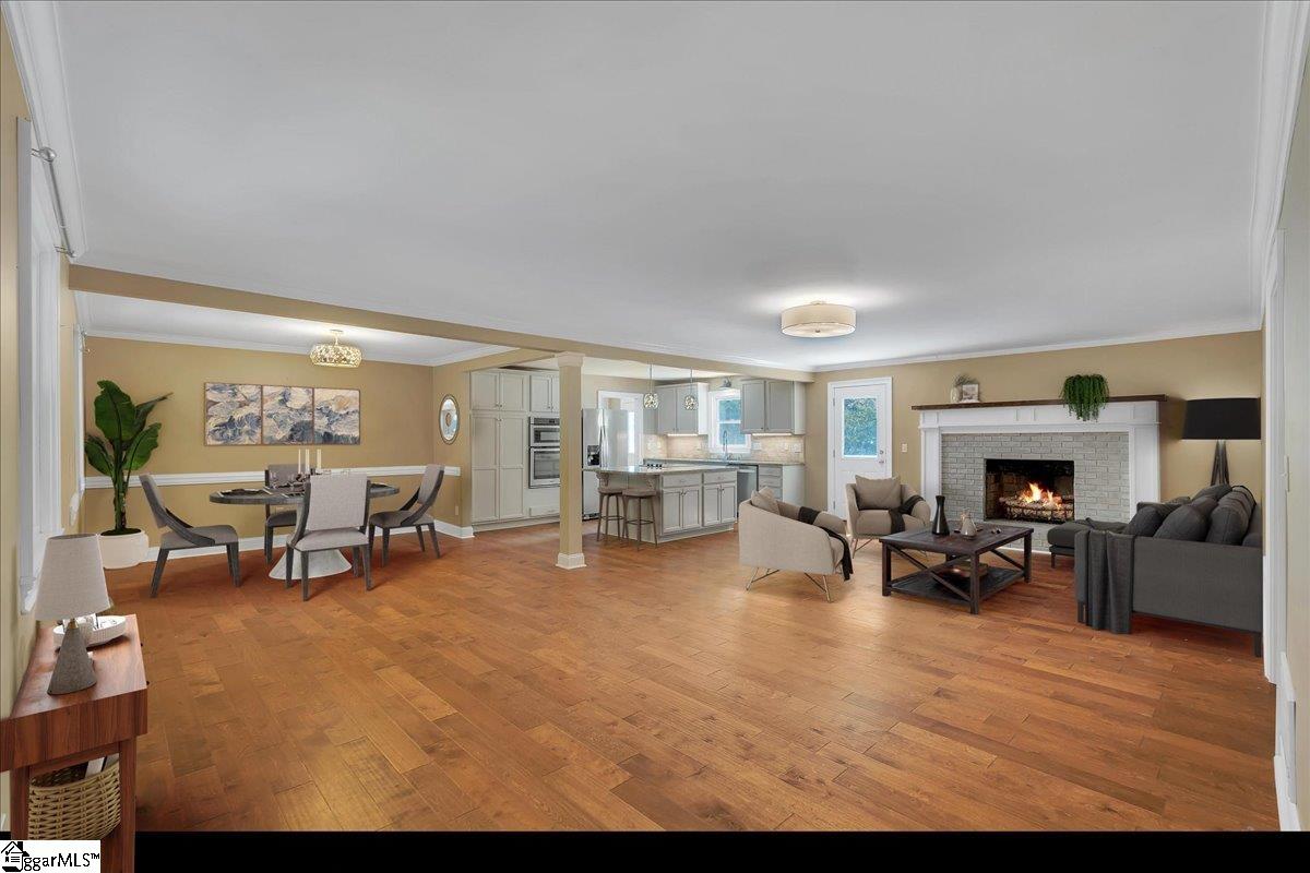527 Mahaffey Drive Greer, SC 29651 - Photo 5 of 32 Virtually Staged Main Living Area.