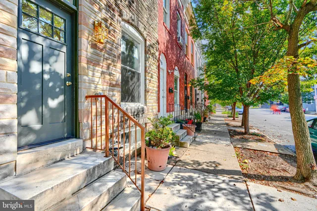 $299,900 | 825 North Montford Avenue, Baltimore, MD 21205