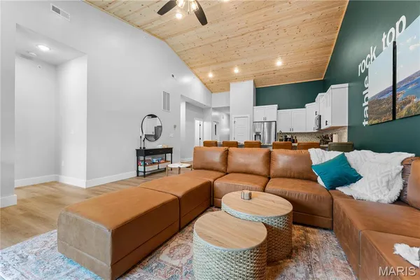 $474,900 | 68 Meg Marie Lane, Unit B, Branson, MO 65616