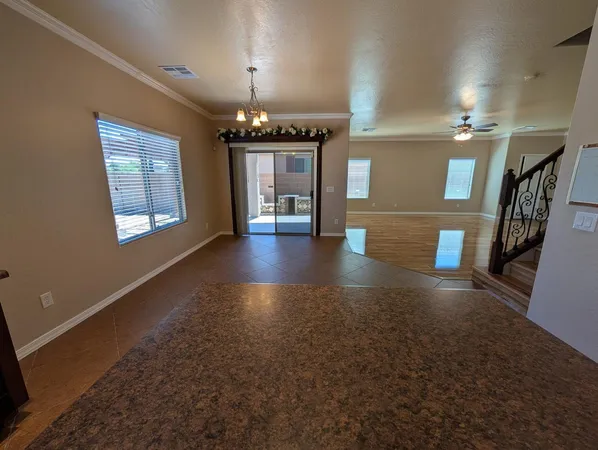 $2,250 | 1094 West Jamaica Hope Way, San Tan Valley, AZ 85143
