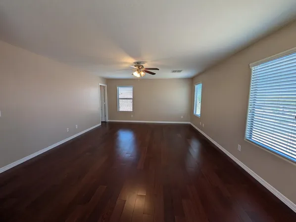 $2,250 | 1094 West Jamaica Hope Way, San Tan Valley, AZ 85143