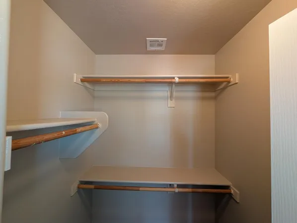 $2,250 | 1094 West Jamaica Hope Way, San Tan Valley, AZ 85143