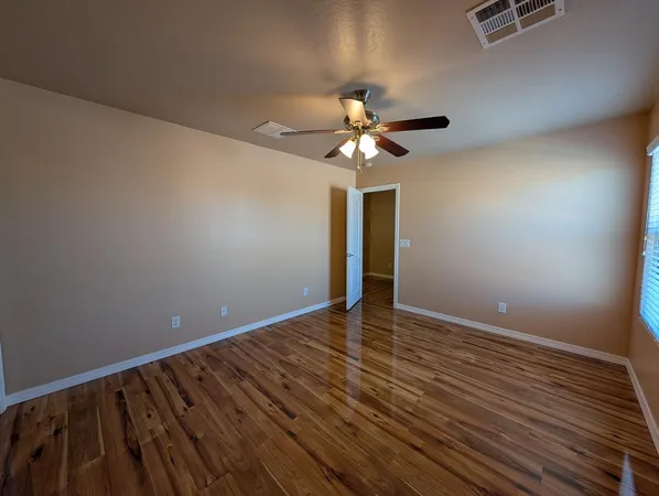 $2,250 | 1094 West Jamaica Hope Way, San Tan Valley, AZ 85143