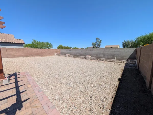 $2,250 | 1094 West Jamaica Hope Way, San Tan Valley, AZ 85143