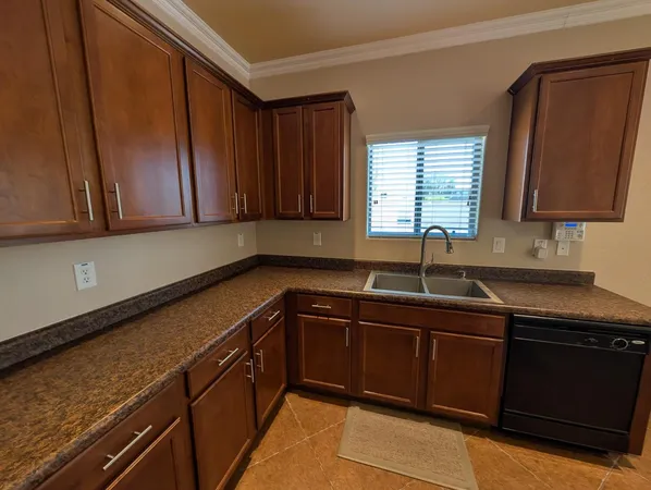 $2,250 | 1094 West Jamaica Hope Way, San Tan Valley, AZ 85143