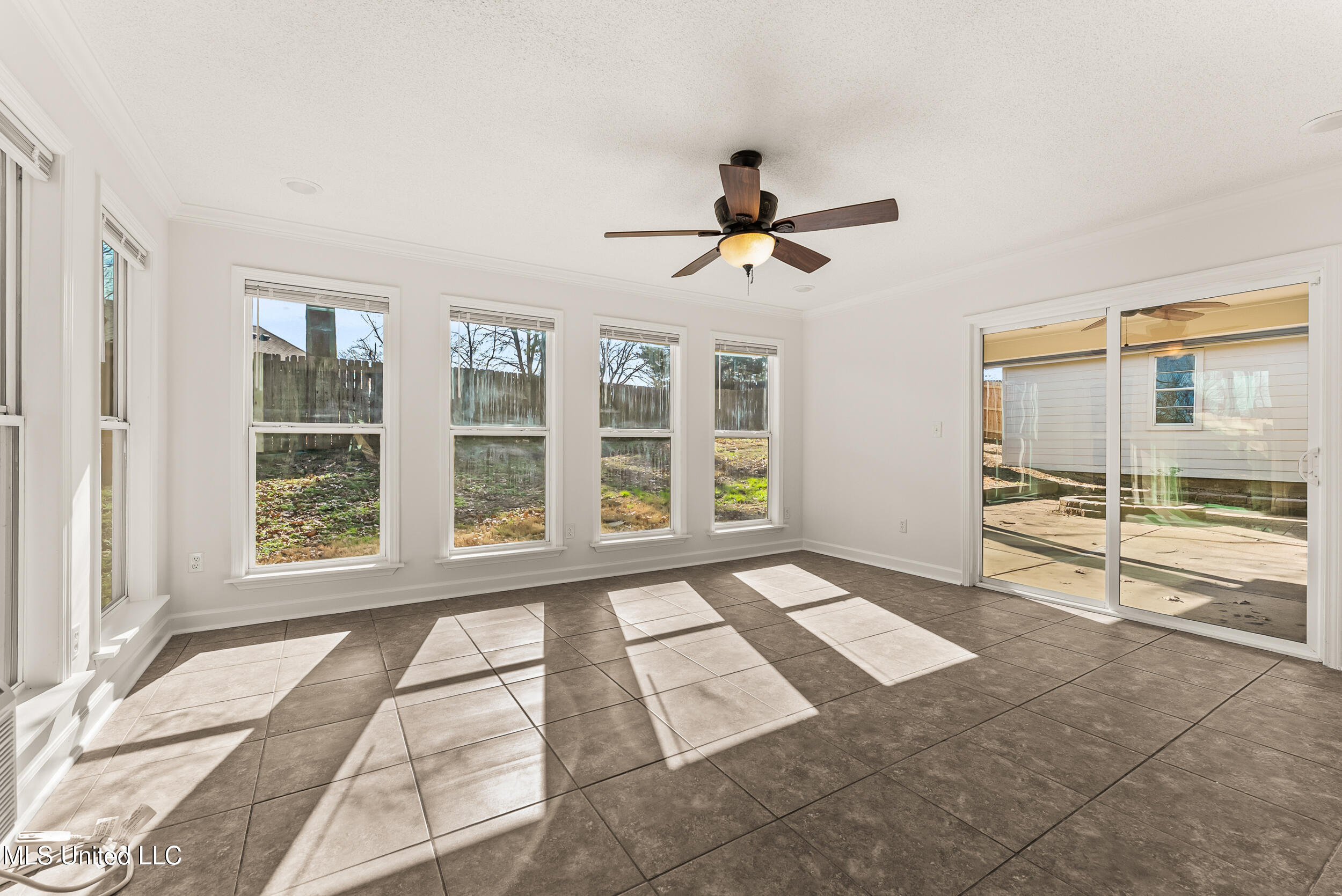 7235 Cedardale Road Olive Branch, MS 38654 - Photo 12 of 24 7235 cedardale rd-interior-05