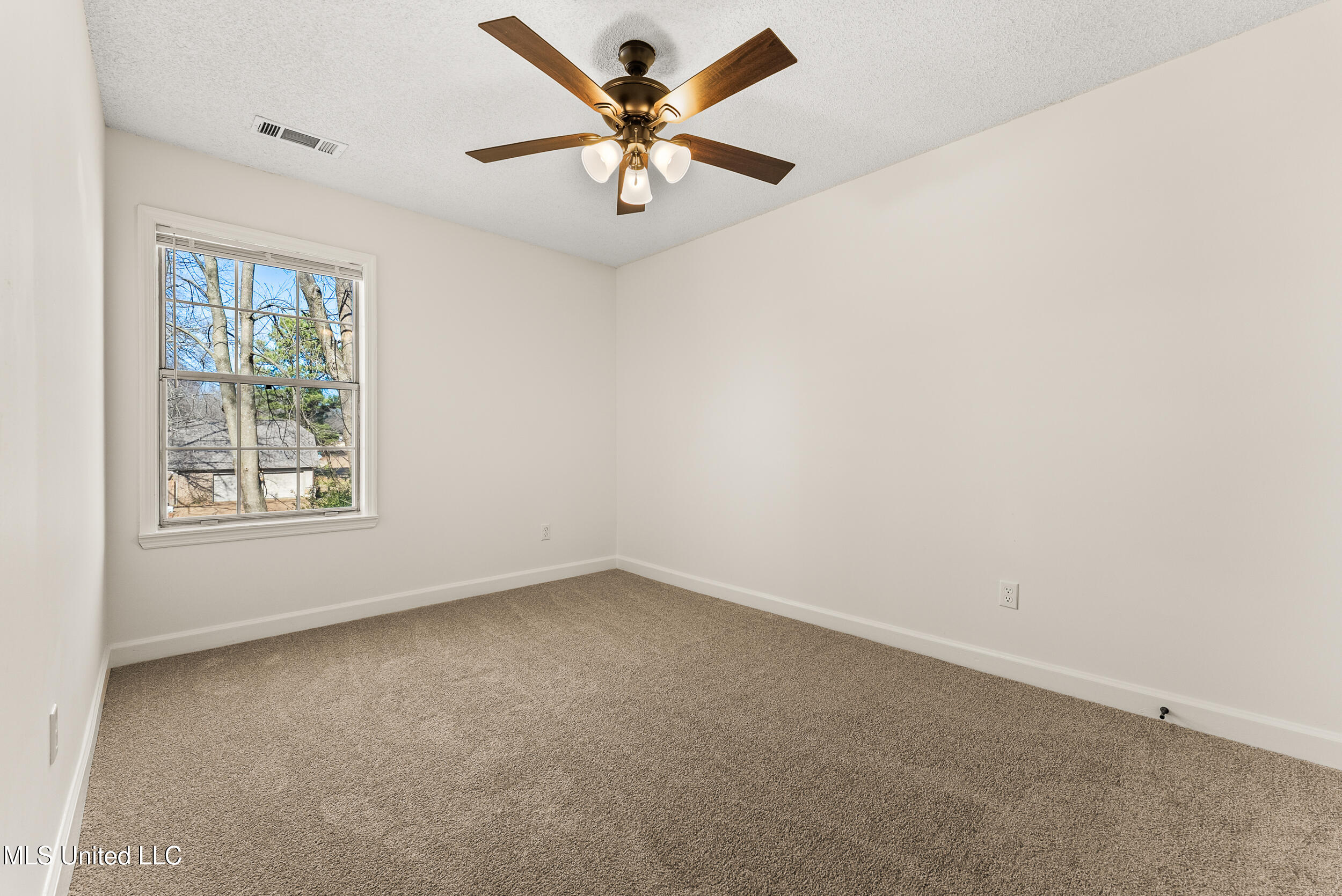 7235 Cedardale Road Olive Branch, MS 38654 - Photo 22 of 24 7235 cedardale rd-interior-14