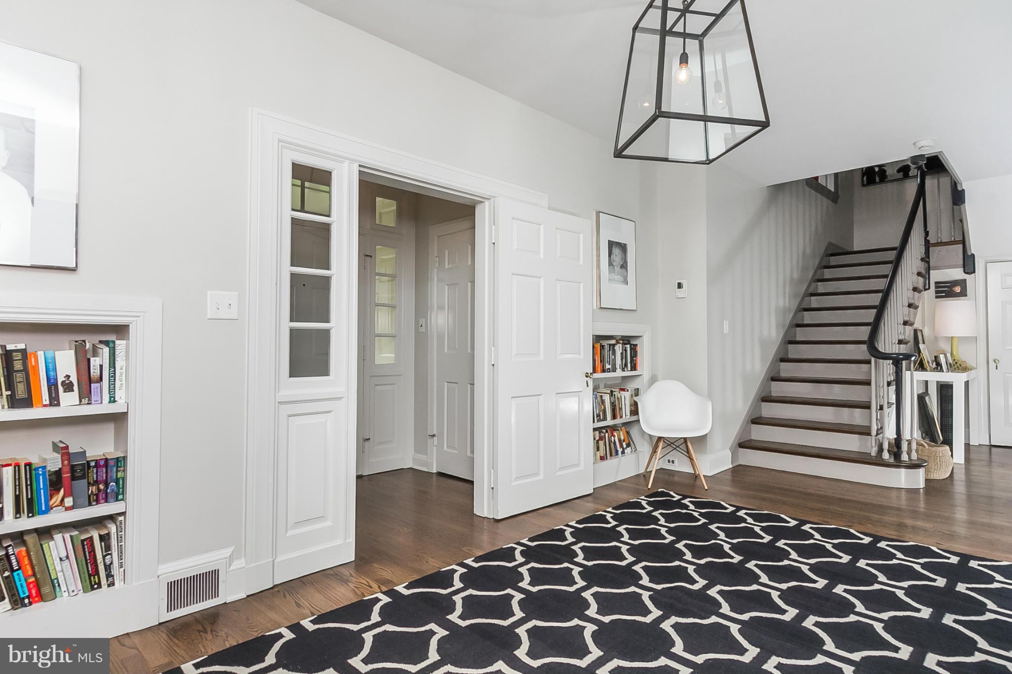 1 Farview Road Baltimore, MD 21212 - Photo 3 of 30 Foyer