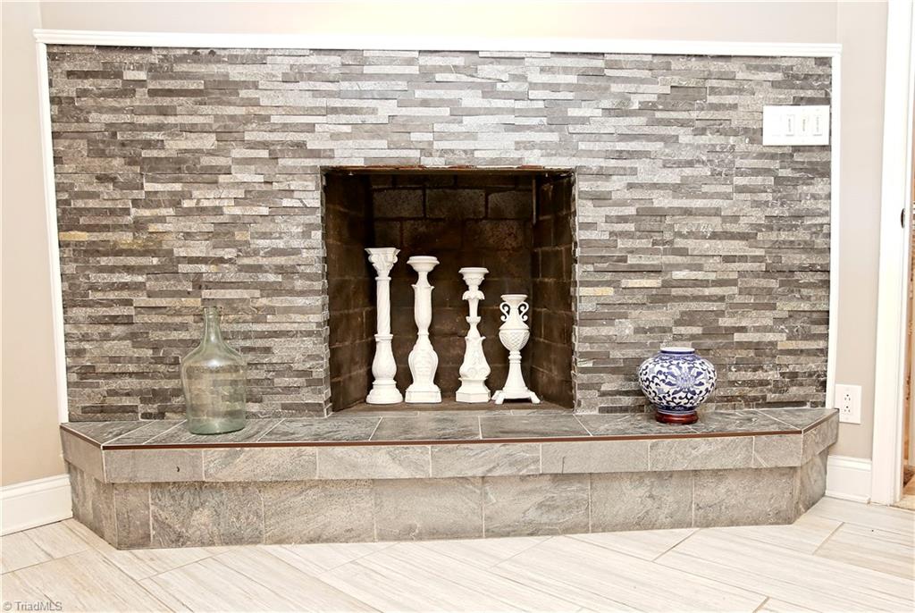 1410 Fernwood Drive High Point, NC 27262 - Photo 14 of 28