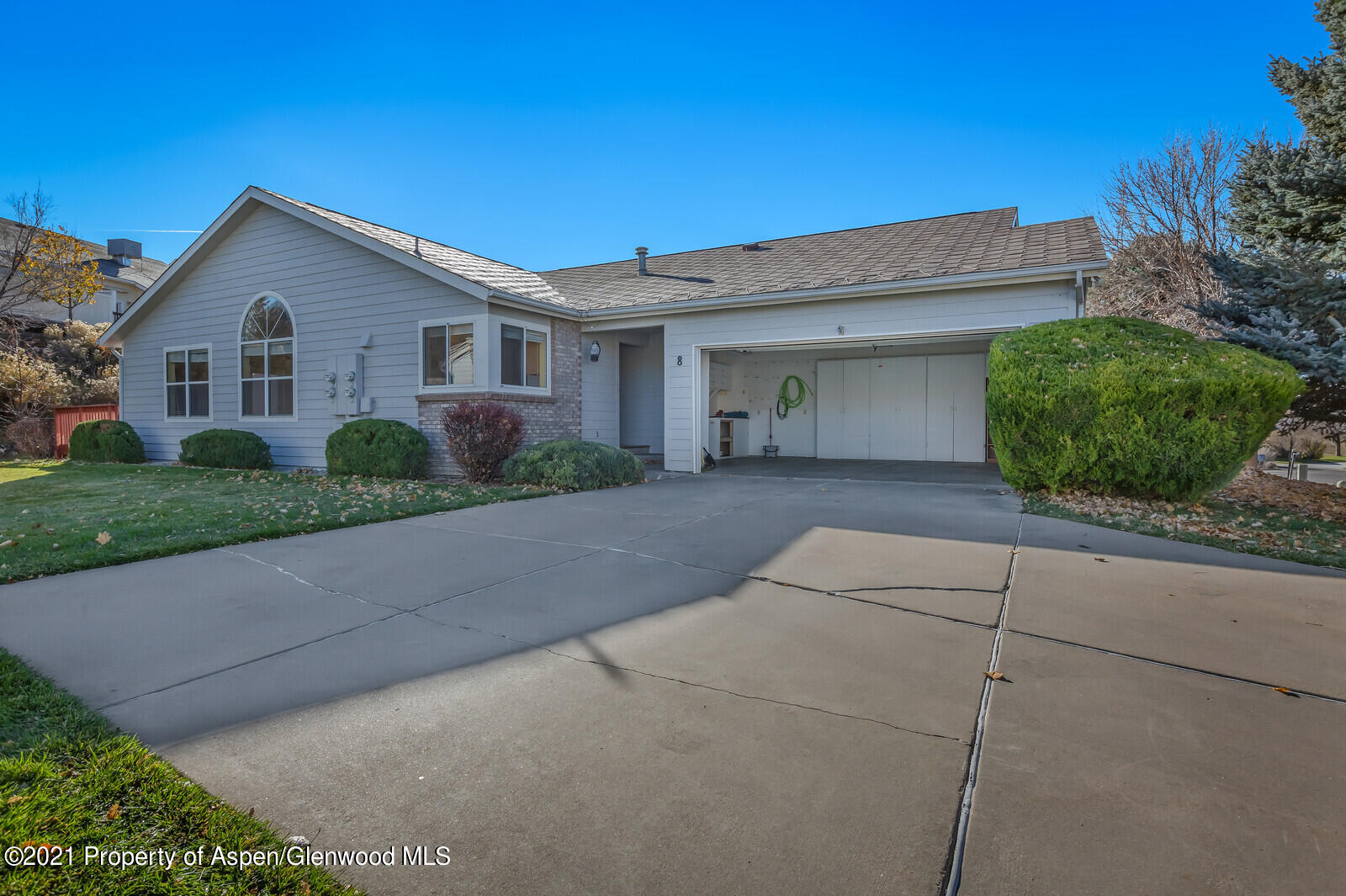 8 West Ridge Court Parachute, CO 81635 - Photo 2 of 17 01_8_West_Ridge_Court001_mls