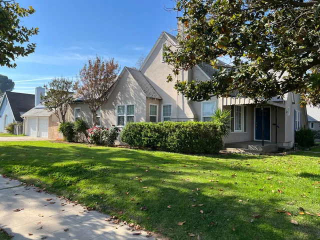 $370,000 | 4570 East Tulare Avenue, Fresno, CA 93702