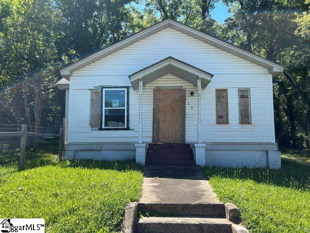 922 North Logan Street Gaffney, SC 29341 - Photo 1 of 30