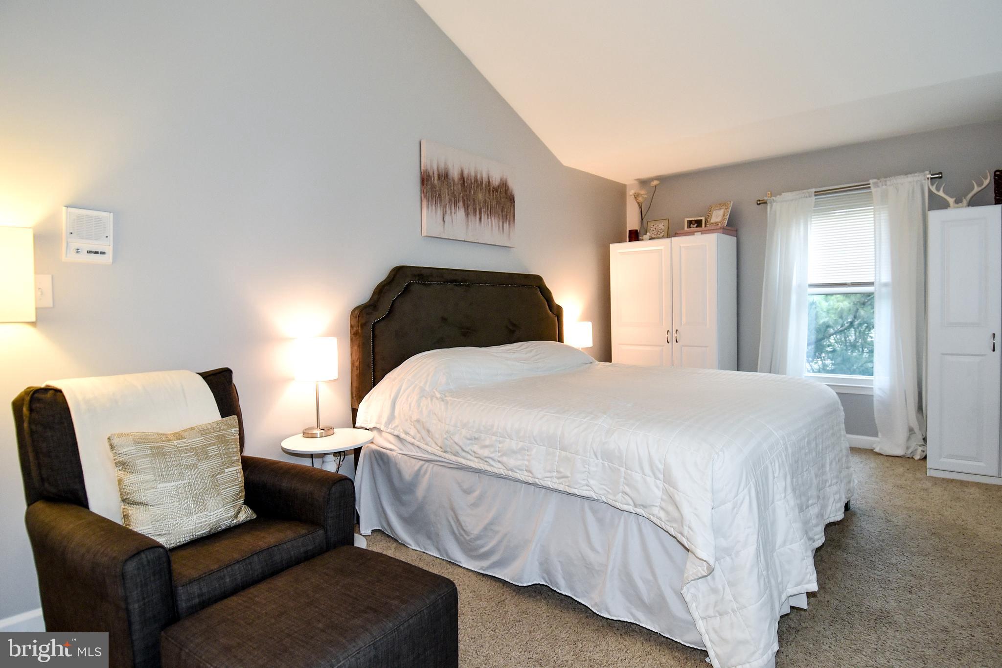 2140 Colonel Way Odenton, MD 21113 - Photo 20 of 49 UPPER LEVEL MASTER BEDROOM