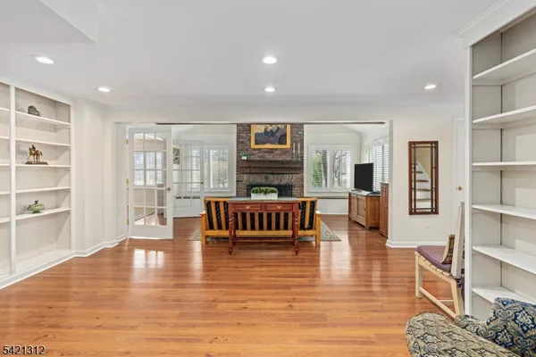 $899,900 | 7 Tempe Wick Road, Mendham, NJ 07945