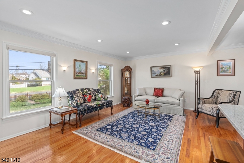 7 Tempe Wick Road Mendham, NJ 07945 - Photo 6 of 41