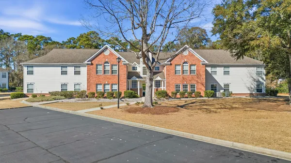 $209,900 | 4376 Crepe Myrtle Court, Unit H, Murrells Inlet, SC 29576