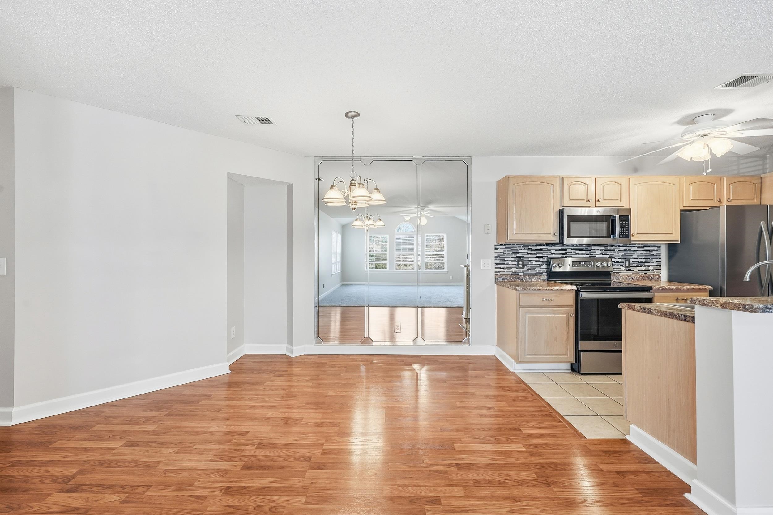 4376 Crepe Myrtle Court, Unit H Murrells Inlet, SC 29576 - Photo 6 of 35