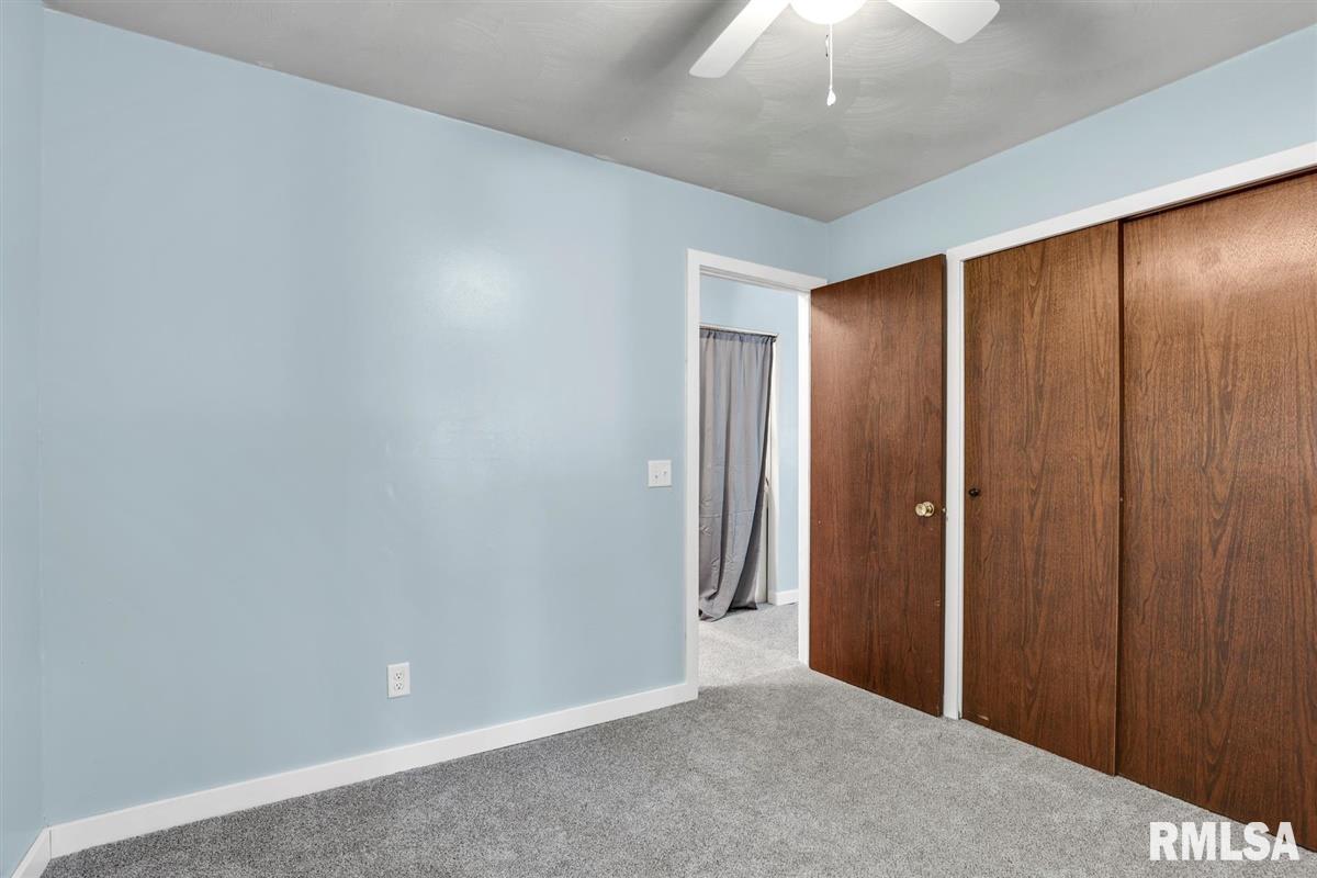 2004 Scarbrough Road Springfield, IL 62702 - Photo 11 of 25 Gallery Image 11