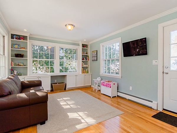 190 Edge Hill Road Milton, MA 02186 - Photo 8 of 18