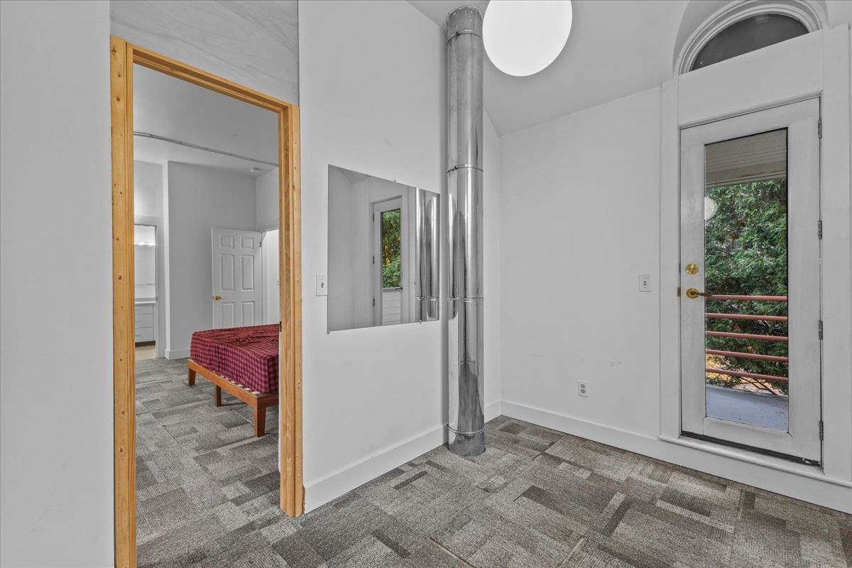 33 North Prospect Street, Unit B Burlington, VT 05401 - Photo 26 of 57