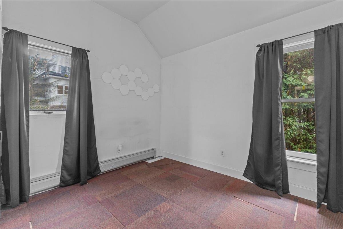 33 North Prospect Street, Unit B Burlington, VT 05401 - Photo 31 of 57